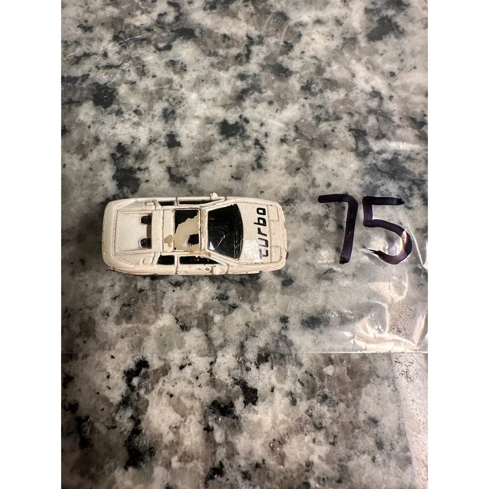 White‎ Turbo Toy Car Diecast Collectible Speed Racer Kids Play Toy magnet